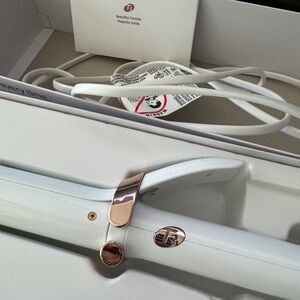 T3 Luxe White and Rose Gold Styling Tool